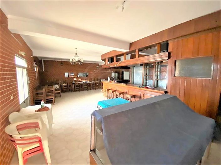 Image No.9-3 Bed House for sale