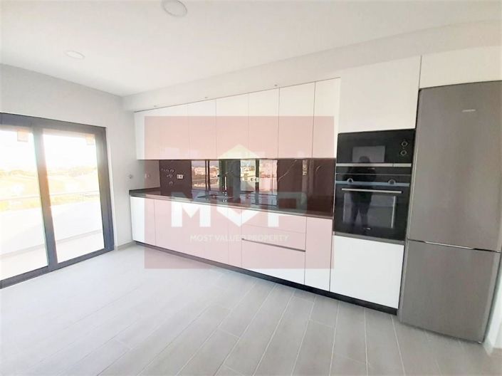 Image No.3-Appartement de 2 chambres à vendre à Quelfes