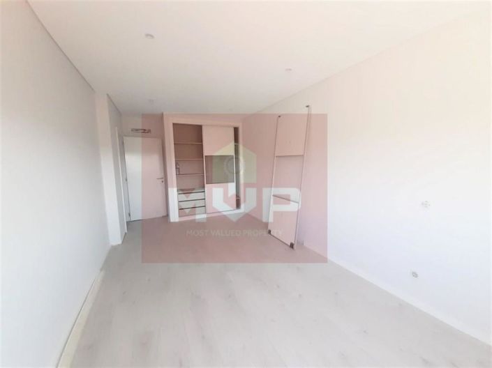 Image No.8-Appartement de 2 chambres à vendre à Quelfes