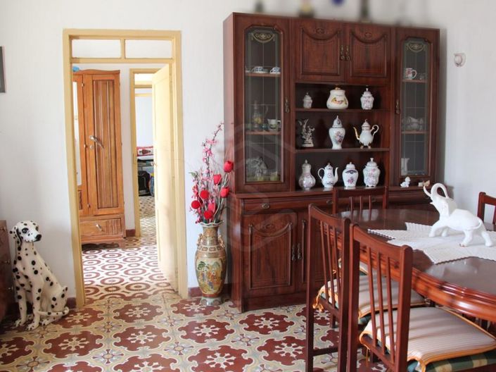 Image No.9-2 Bed House for sale