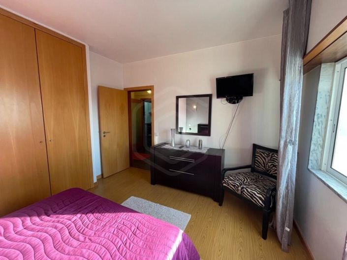 Image No.10-2 Bed Apartment for sale