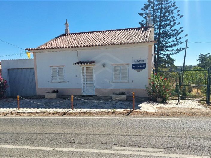 Image No.10-2 Bed House for sale