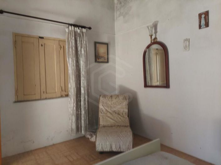 Image No.18-2 Bed House for sale