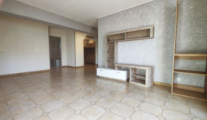 Image No.1-3 Bed Apartment for sale