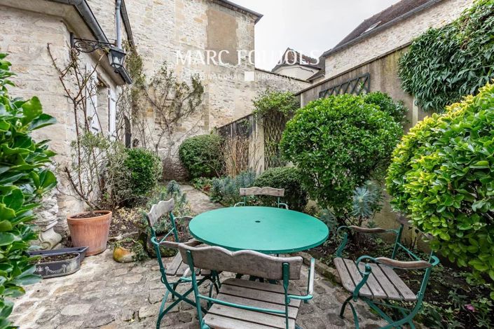 Image No.1-3 Bed House for sale