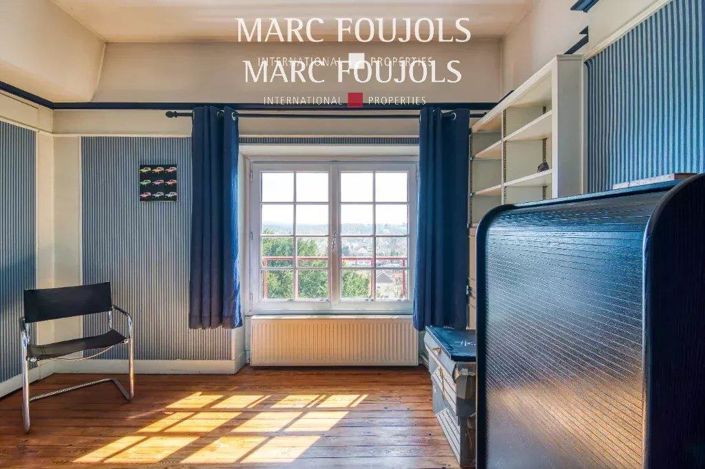 Image No.10-5 Bed House for sale