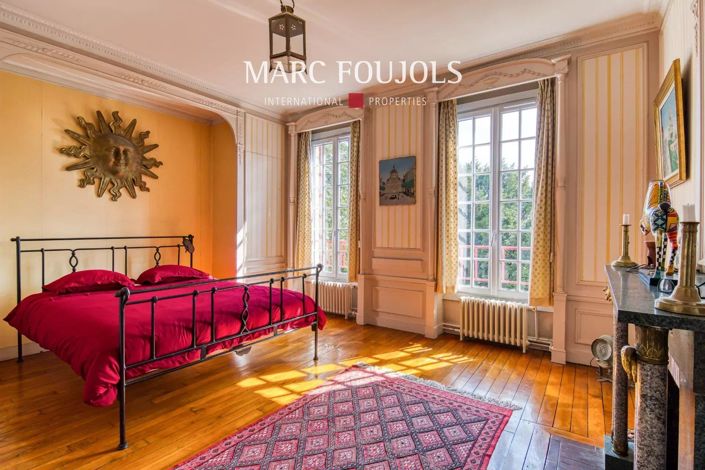 Image No.5-5 Bed House for sale