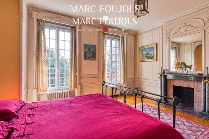 Image No.7-5 Bed House for sale