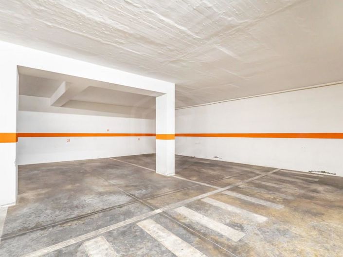 Image No.20-2 Bed Apartment for sale