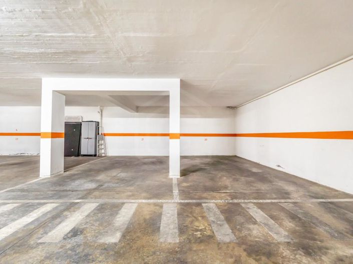 Image No.21-2 Bed Apartment for sale