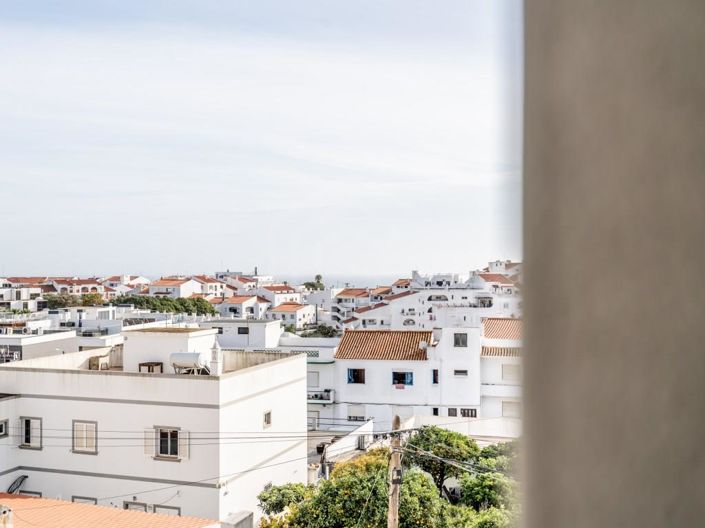 Image No.24-2 Bed Apartment for sale