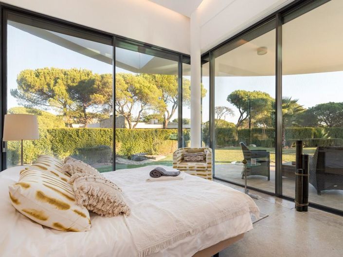 Image No.16-5 Bed House for sale