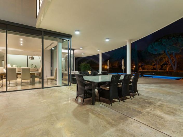 Image No.27-5 Bed House for sale