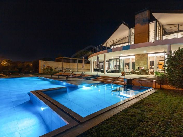 Image No.30-5 Bed House for sale