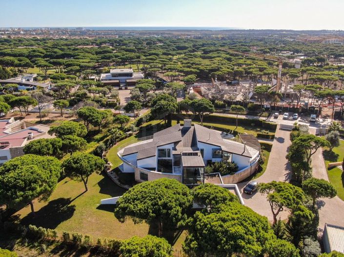 Image No.7-5 Bed House for sale