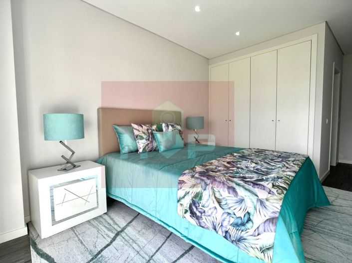 Image No.9-3 Bed Apartment for sale