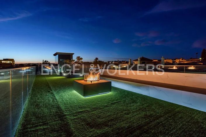 Image No.63-5 Bed House for sale