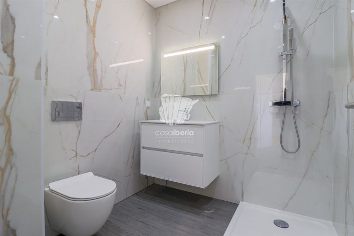 Image No.19-3 Bed Apartment for sale
