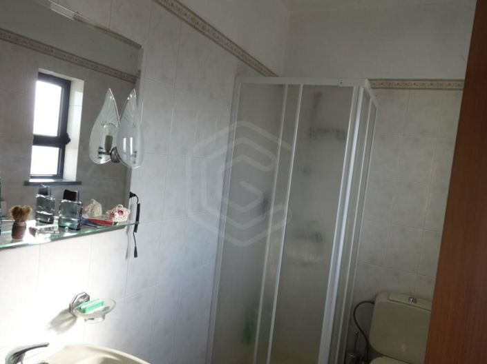 Image No.11-5 Bed House for sale