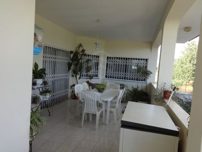 Image No.18-5 Bed House for sale