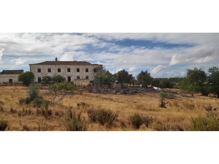 Image No.23-14 Bed House for sale