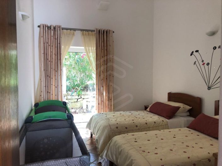 Image No.19-4 Bed House for sale