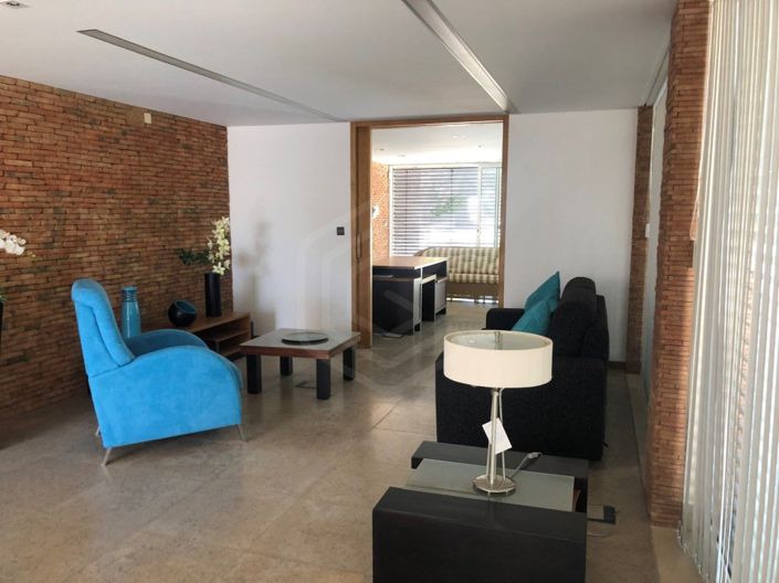 Image No.26-4 Bed House for sale