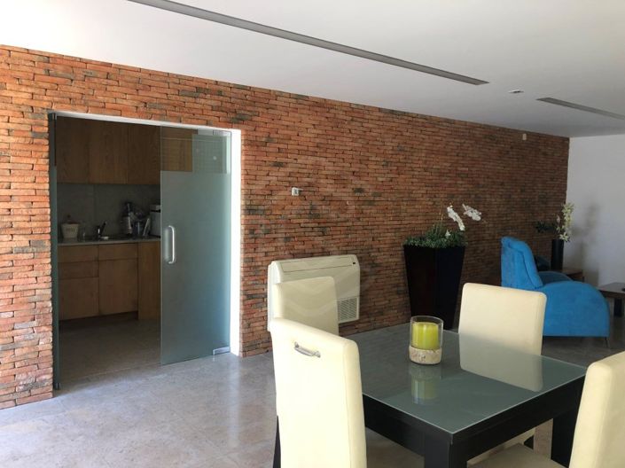 Image No.28-4 Bed House for sale