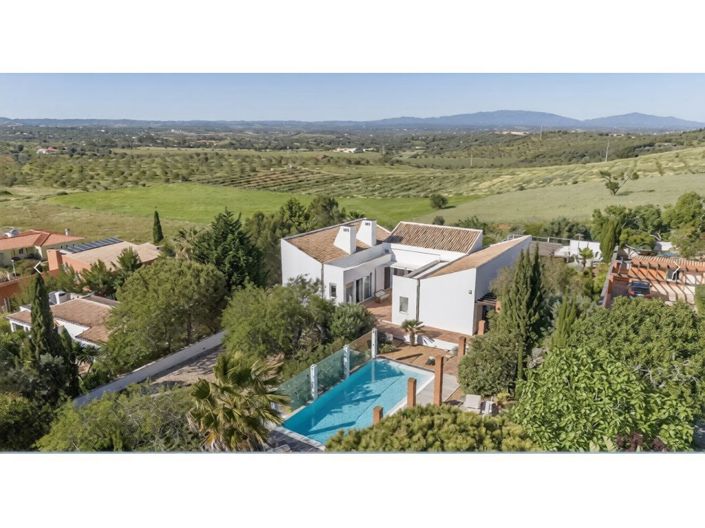 Image No.3-4 Bed House for sale