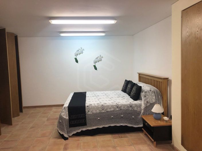 Image No.33-4 Bed House for sale