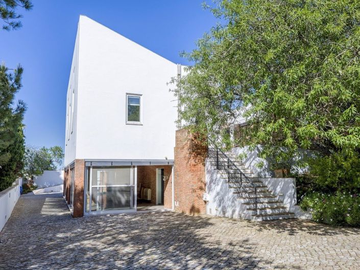 Image No.44-4 Bed House for sale