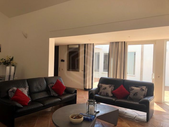 Image No.7-4 Bed House for sale