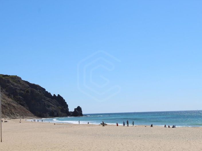 Image No.20-2 Bed Apartment for sale