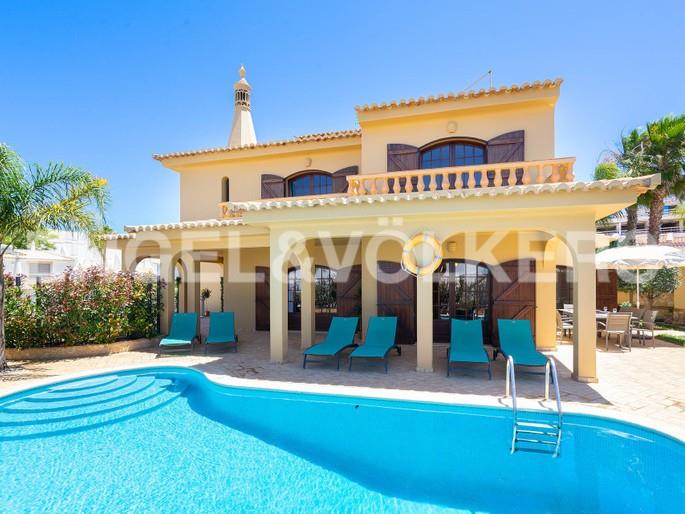 Image No.13-4 Bed House for sale