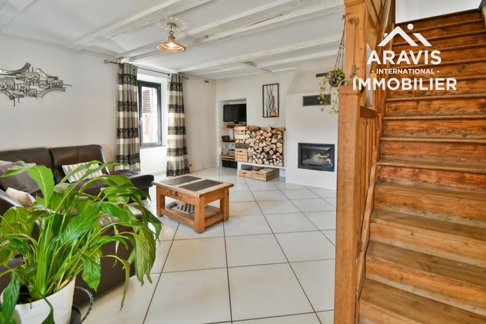 Image No.2-3 Bed House for sale