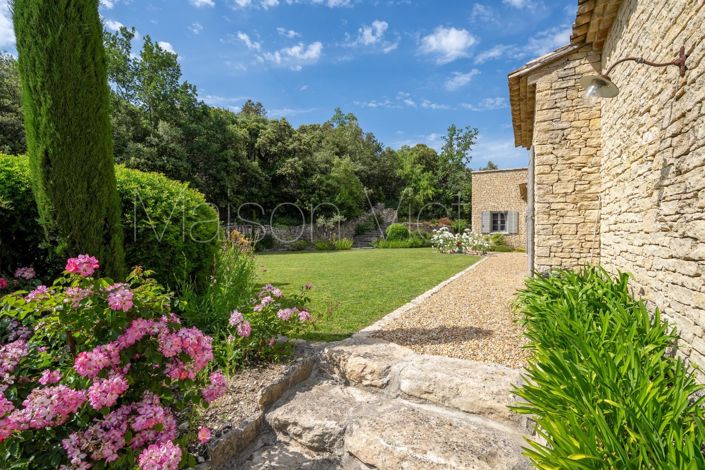 Image No.8-6 Bed House for sale