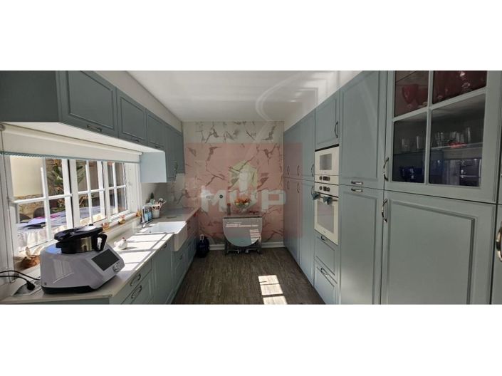 Image No.13-3 Bed House for sale