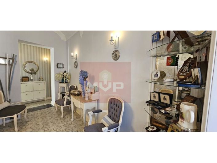 Image No.19-3 Bed House for sale