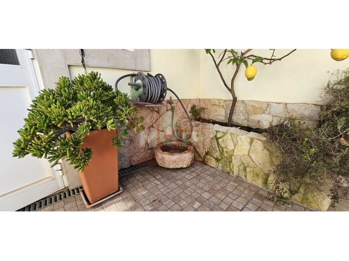 Image No.43-3 Bed House for sale