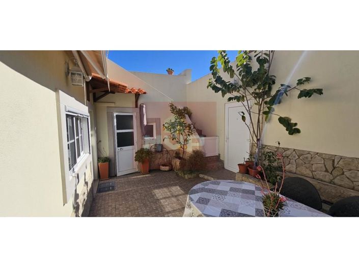 Image No.47-3 Bed House for sale