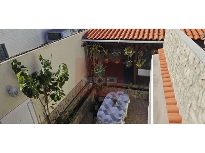 Image No.50-3 Bed House for sale