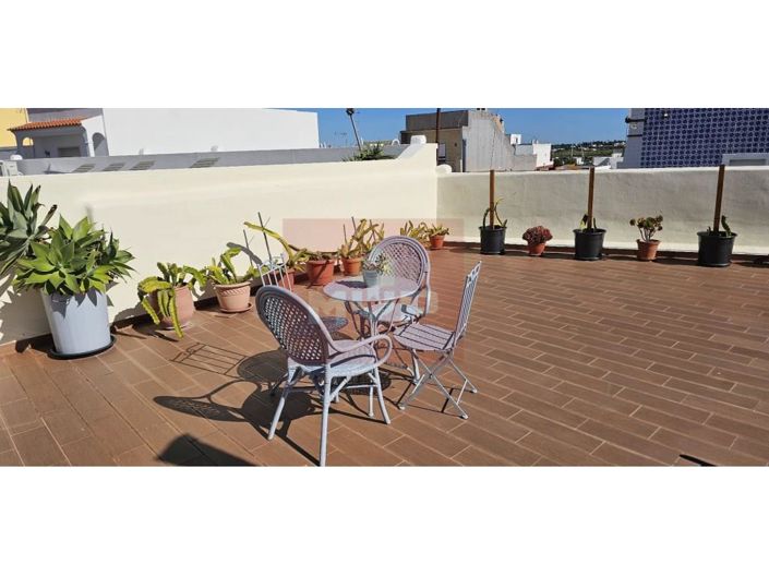 Image No.55-3 Bed House for sale