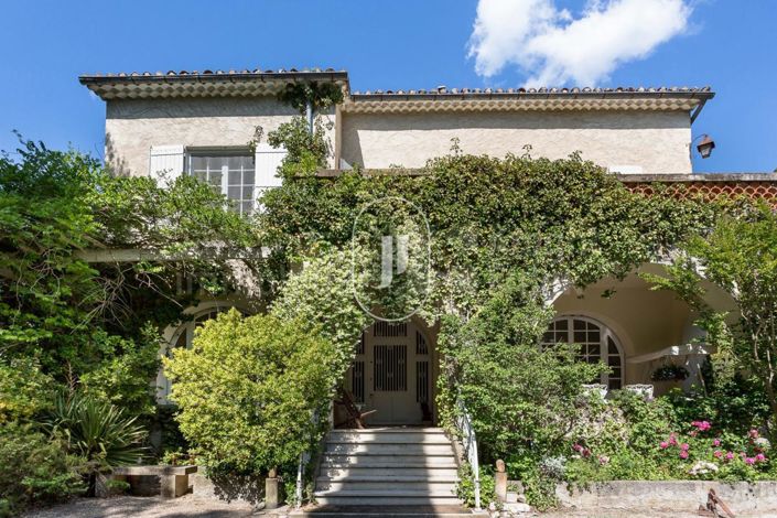 Image No.1-Maison de 6 chambres à vendre à Fontaine-de-Vaucluse
