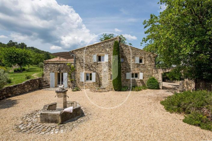 Image No.1-Maison de 6 chambres à vendre à Céreste