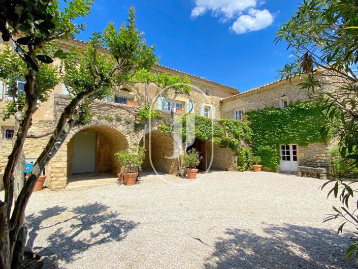 Image No.1-7 Bed House for sale