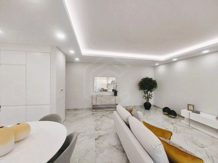 Image No.8-3 Bed Apartment for sale