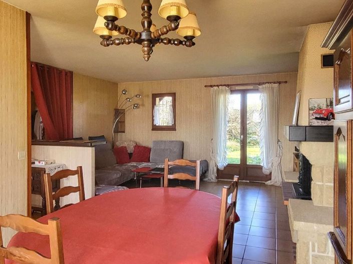 Image No.3-3 Bed House for sale