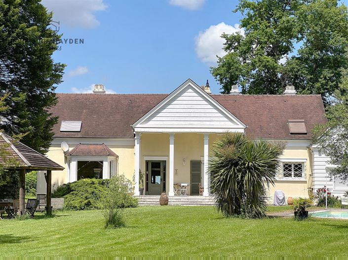 Image No.1-4 Bed House for sale