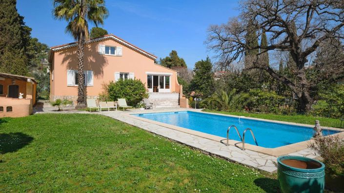 Image No.1-4 Bed House for sale