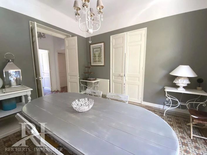 Image No.9-6 Bed House for sale